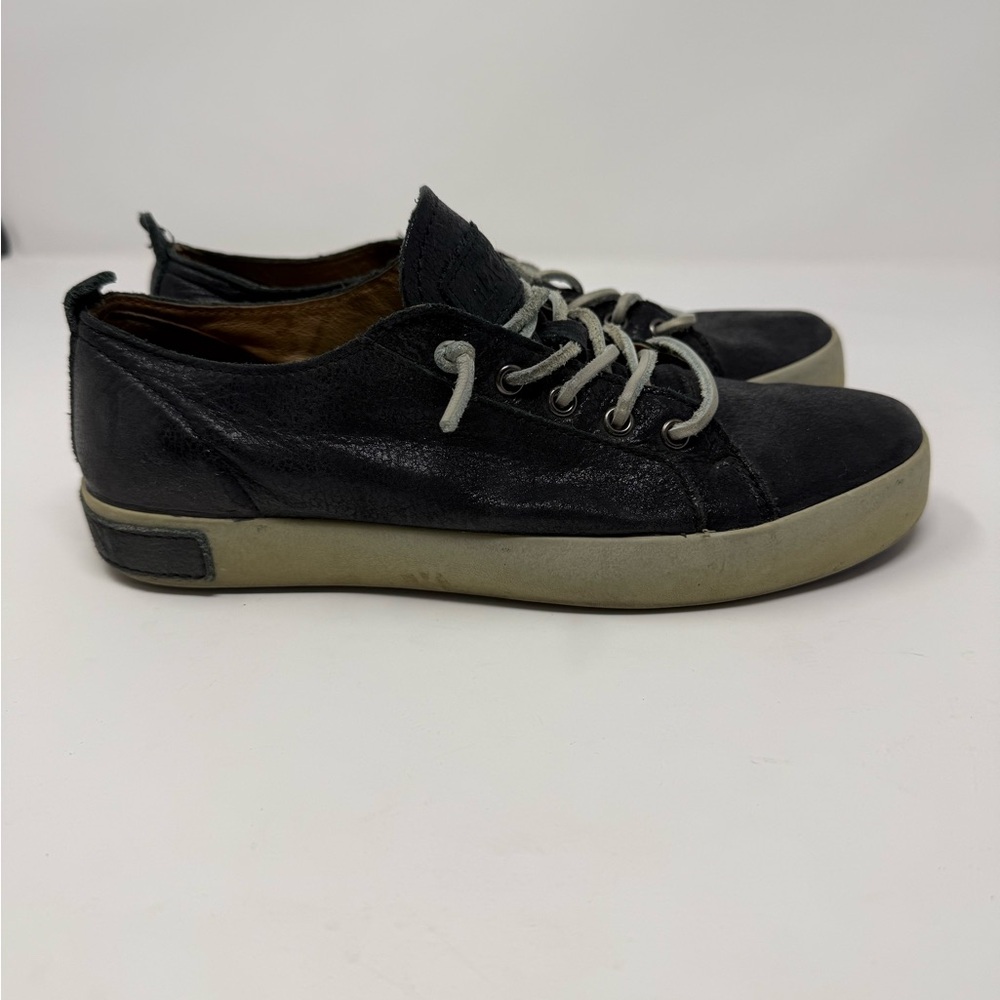 Blackstone Low Top Leather Woman Shoe Black Sz 37 (7) (STWVJR)